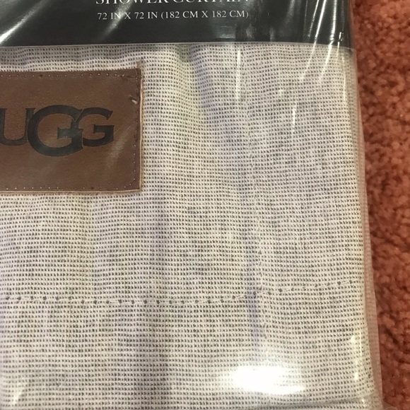 UGG shower curtain brand new - Picture 2 of 7